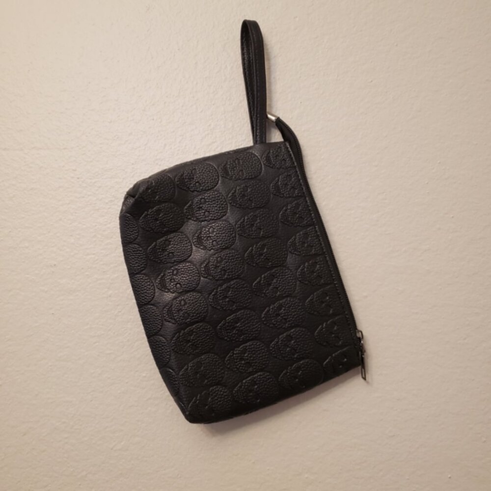 SHEIN Elegant Skull Black Embossed Mini Bag